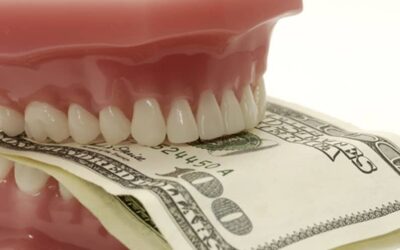 4 Simple Steps In Taking Care of Your Dentures